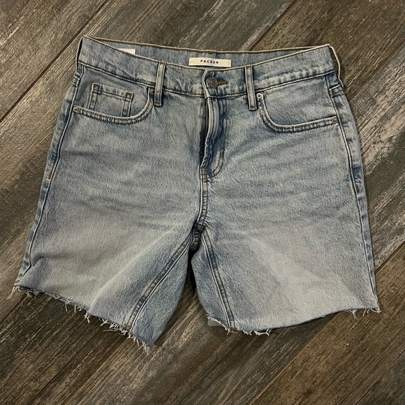 Pacsun longline jean shorts - Picture 5 of 9